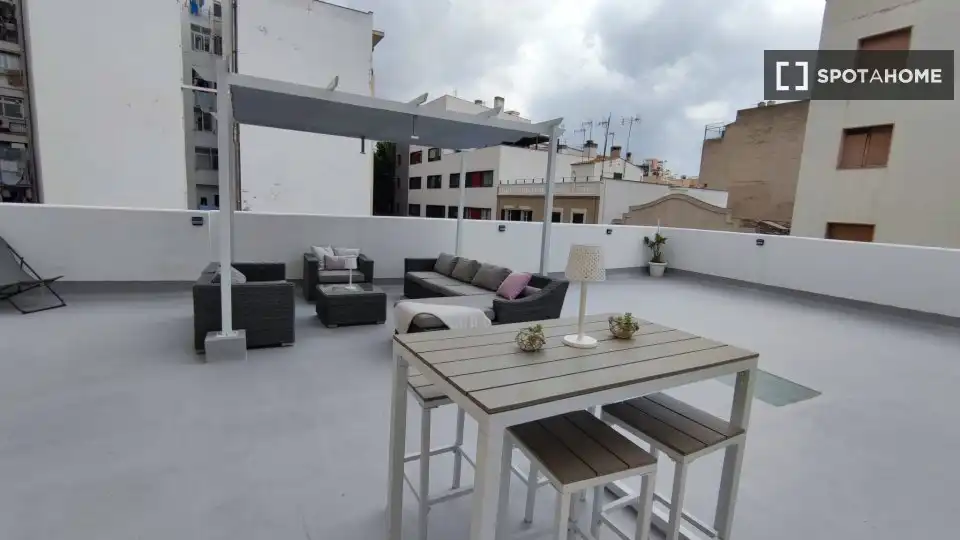 Terrace of Flat for share in  Palma de Mallorca  with Air Conditioner, Heating and Furnished