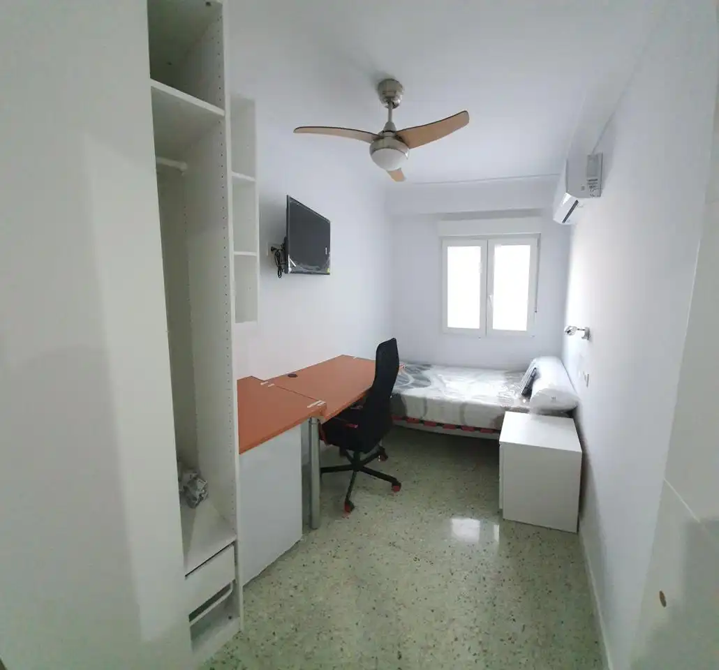 Flat for sale in De Miguel Servet, La Granja