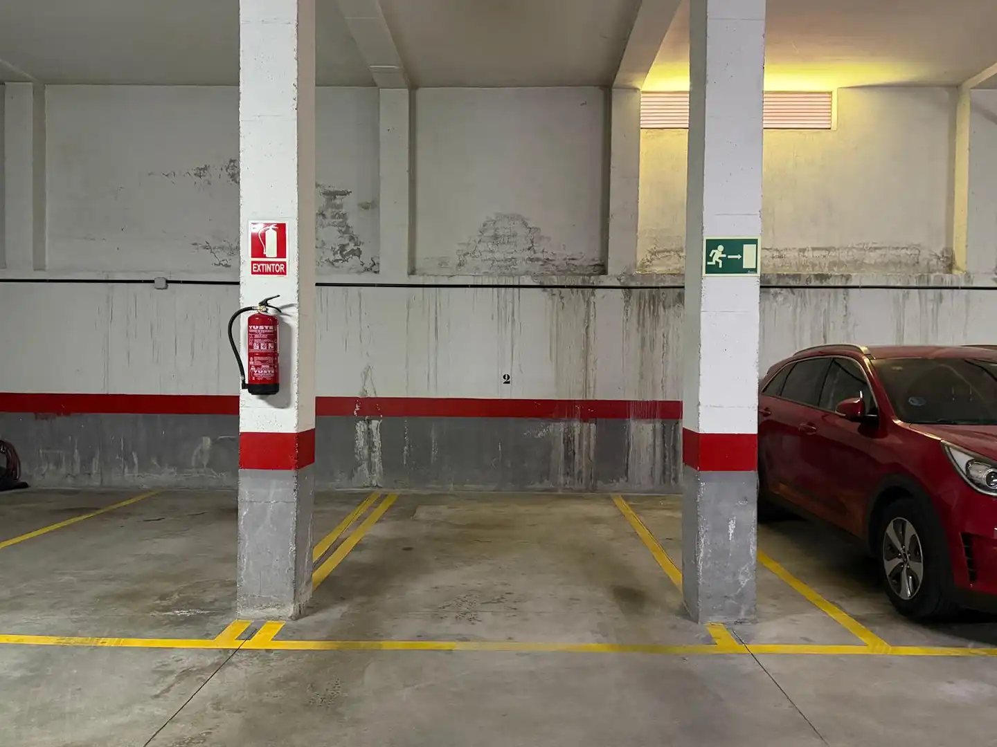 Parking de Dúplex en venta en Arroyomolinos (Madrid) con Calefacción, Jardín privado y Parquet