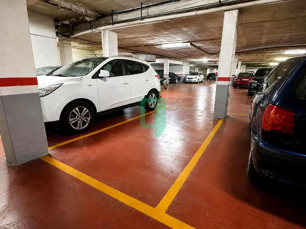 Parkplatz von Garage zum Verkauf in Badalona