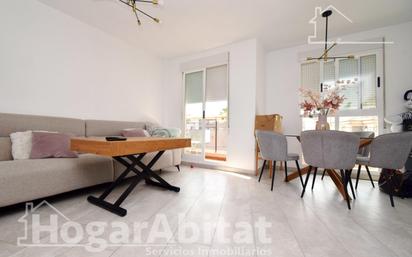 Living room of Flat for sale in Benaguasil  with Storage room and Balcony