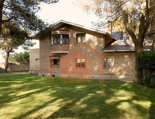 Finca rústica en Venta en Tejares - Chamberí - Alcades