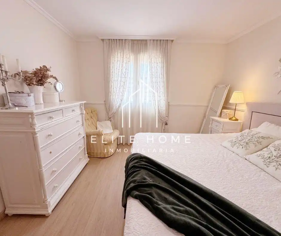 Habitación de Dúplex en venta en Centro  