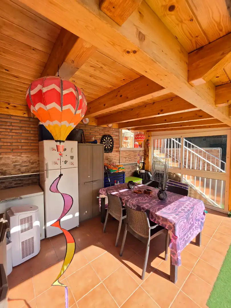 Reihenhaus mit Terrasse zum Verkauf in Carrer del Mas d'en Garrot, imagen 33