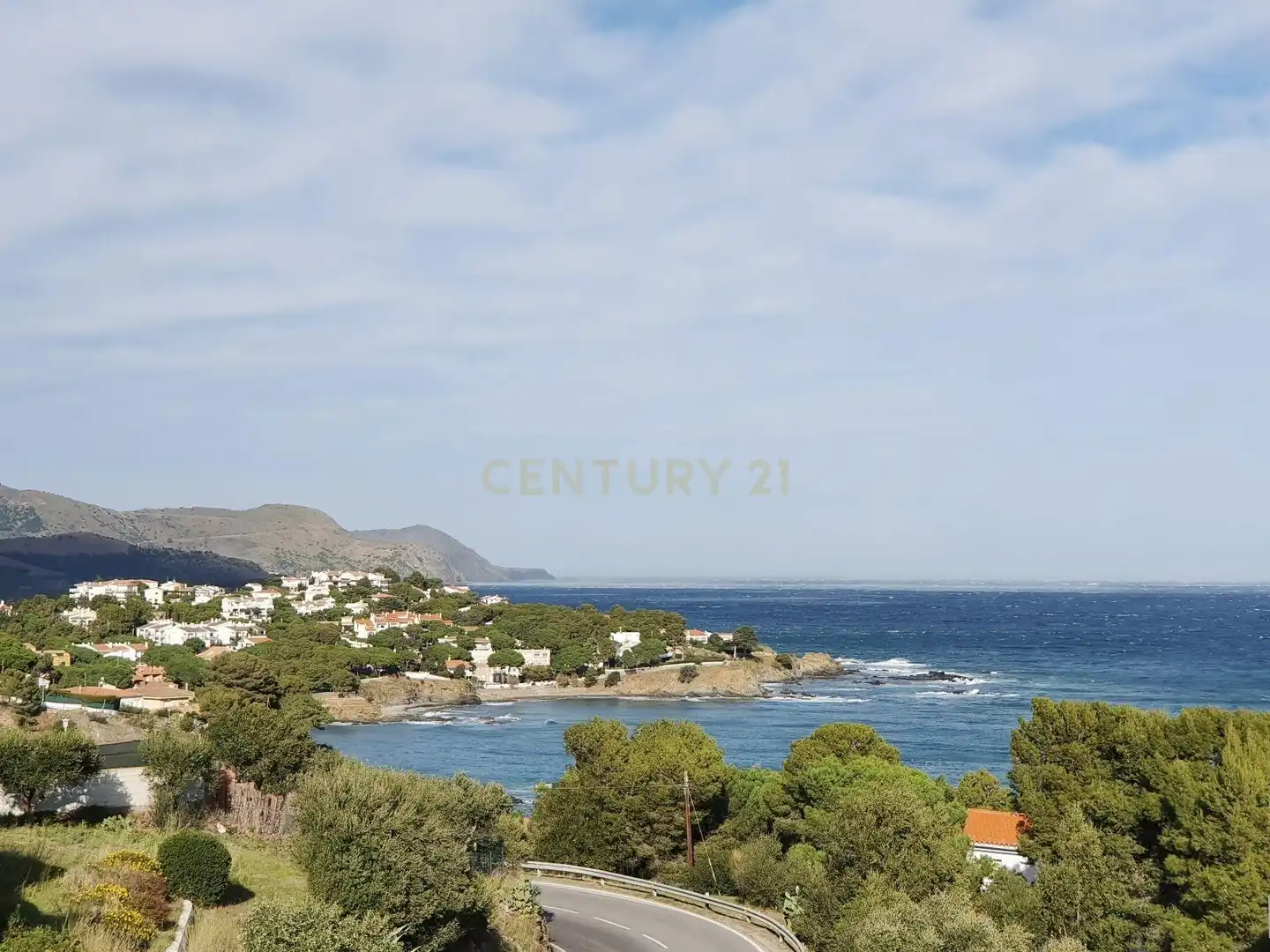 Apartments for sale in Llançà  with Air Conditioner, Oven and Microwave