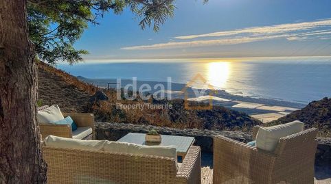 Moderna propiedad con piscina privada en Guimar