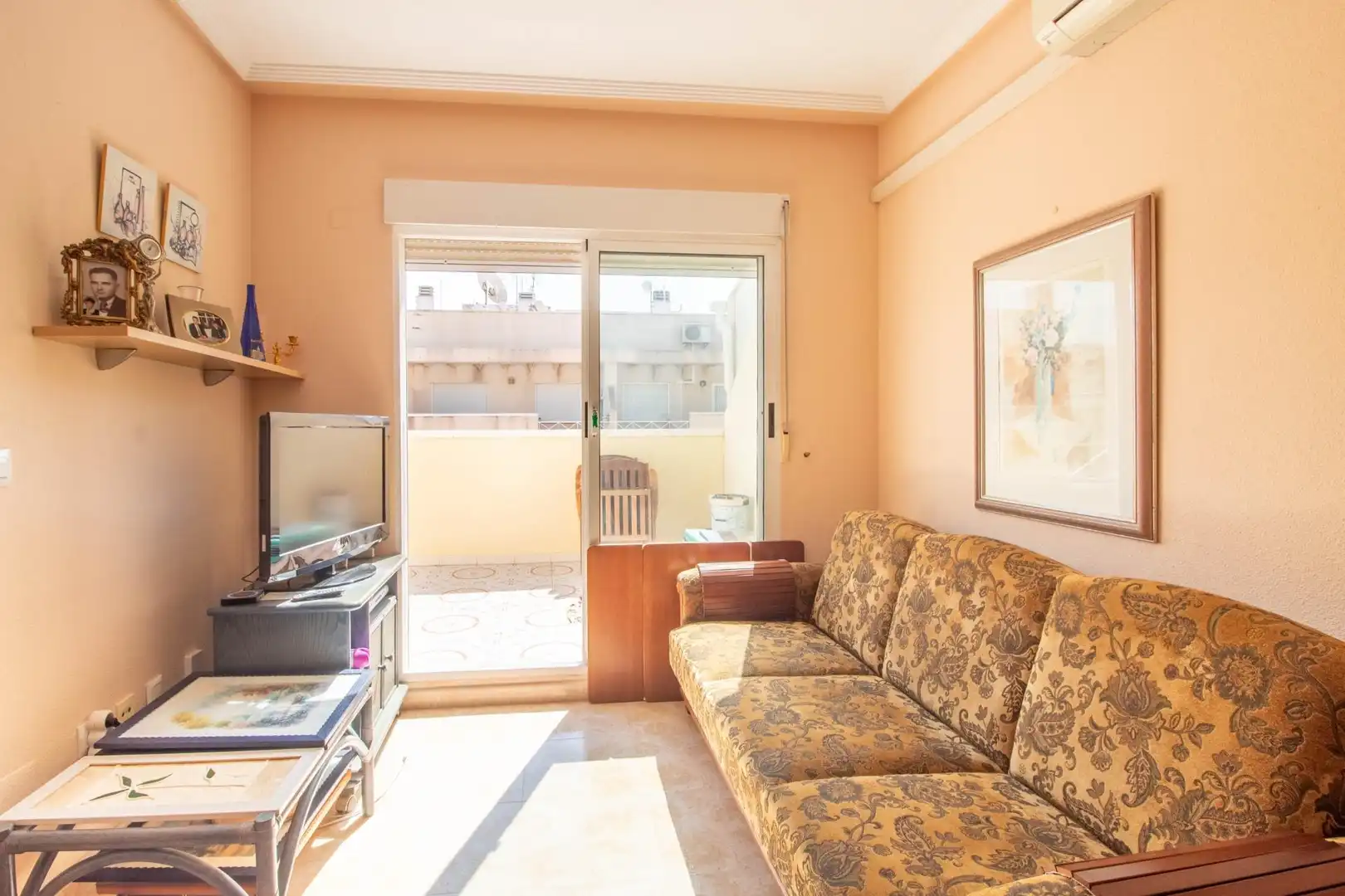 Living room of Attic for sale in Torrevieja  with Air Conditioner, Terrace and Storage room