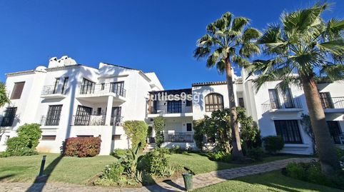 Foto 2 de Piso en venta en Las Brisas, Marbella
