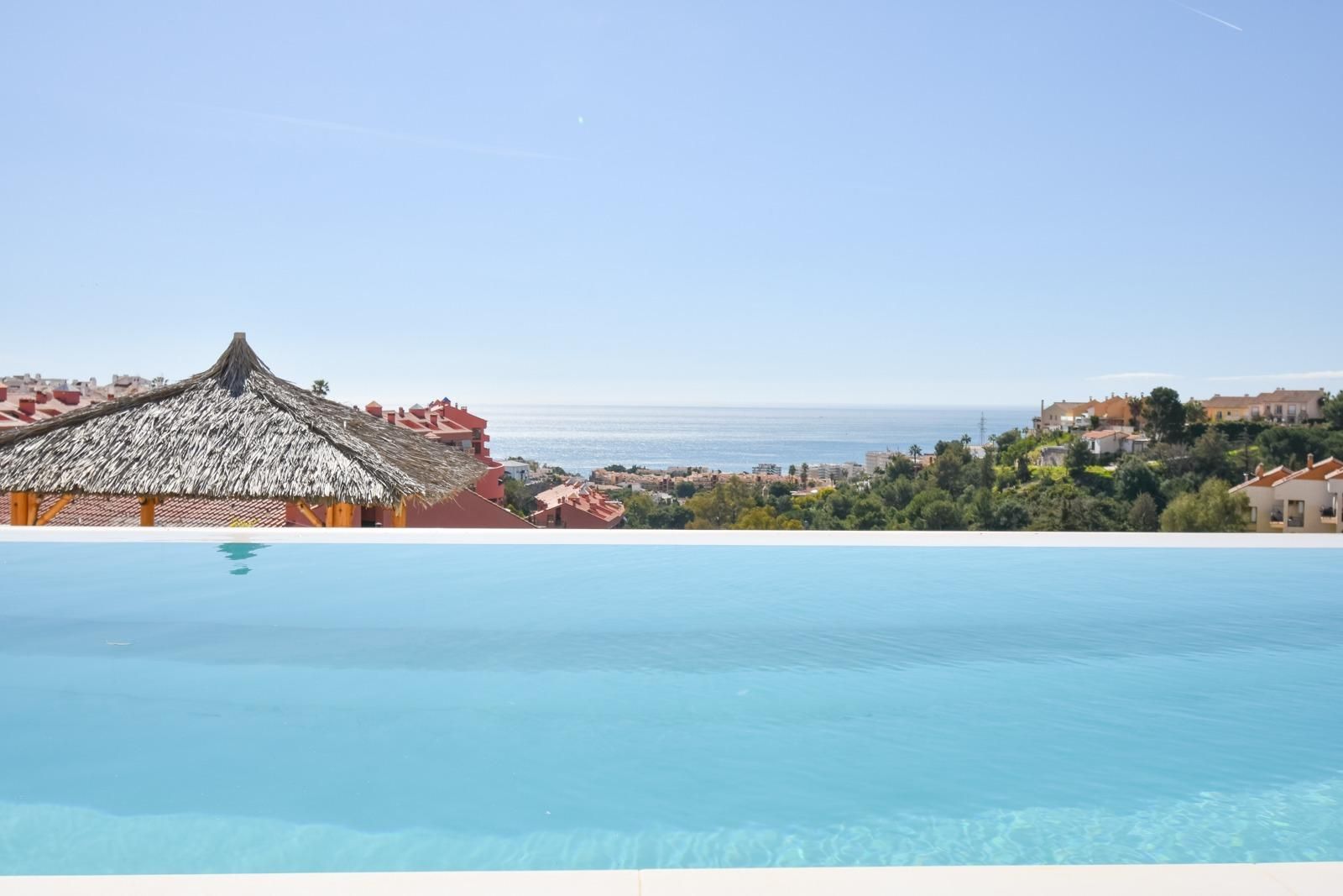 Piscina de Casa o xalet de lloguer en Fuengirola amb Aire condicionat, Calefacció i Terrassa