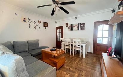 Living room of Flat for sale in Alcalá de Guadaira  with Air Conditioner and Terrace