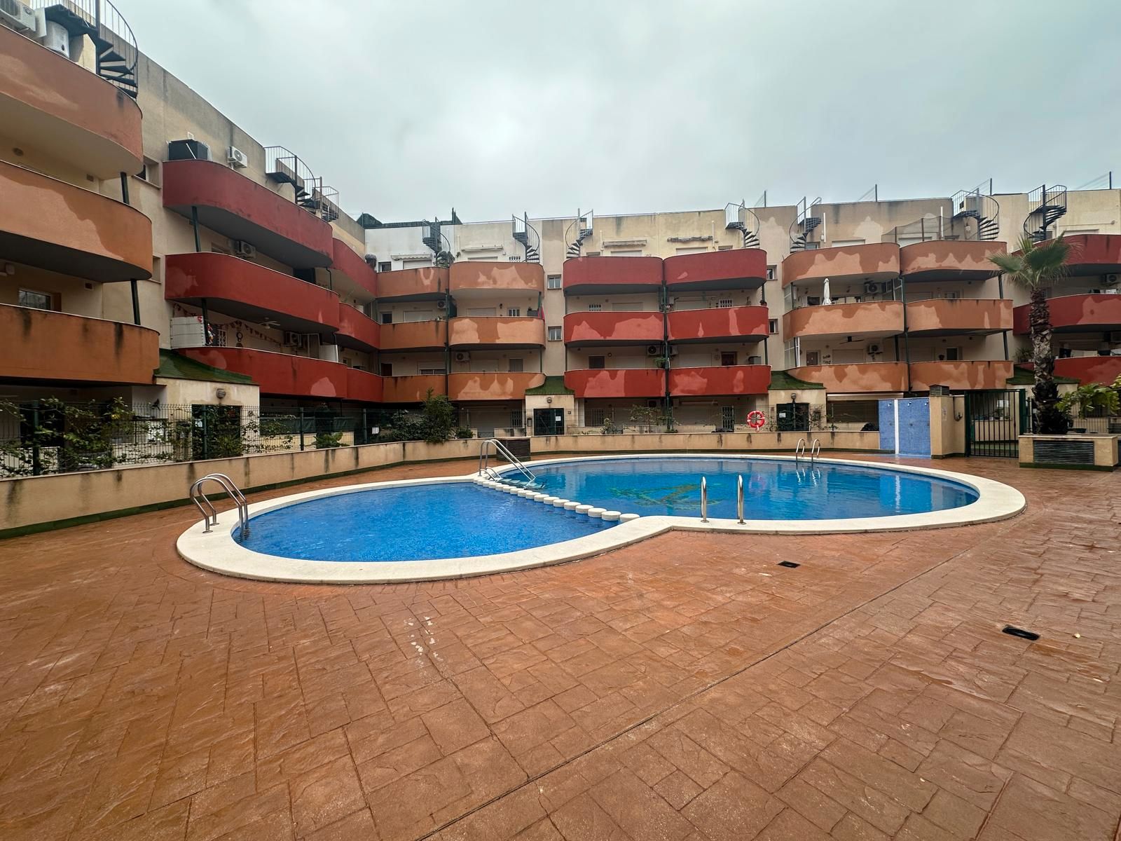 Schwimmbecken von Wohnung zum Verkauf in Almoradí mit Klimaanlage, Heizung und Terrasse