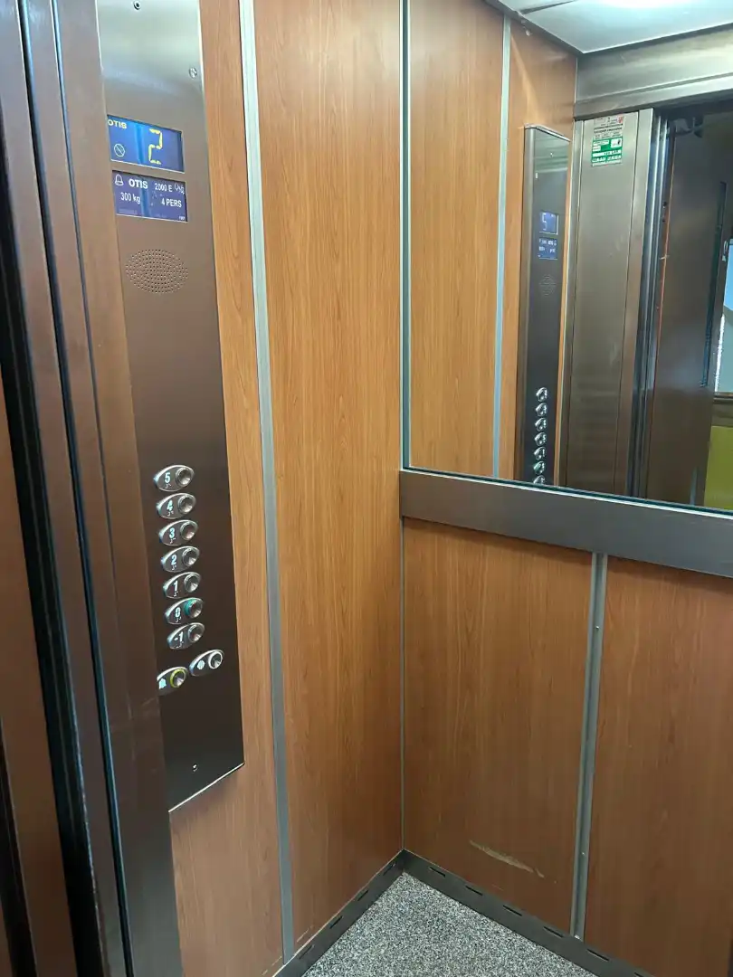Piso en venta en Arévalo con Calefacción, Terraza y Amueblado