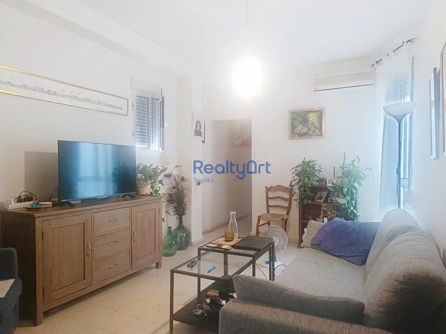 Living room of Flat for sale in Sevilla