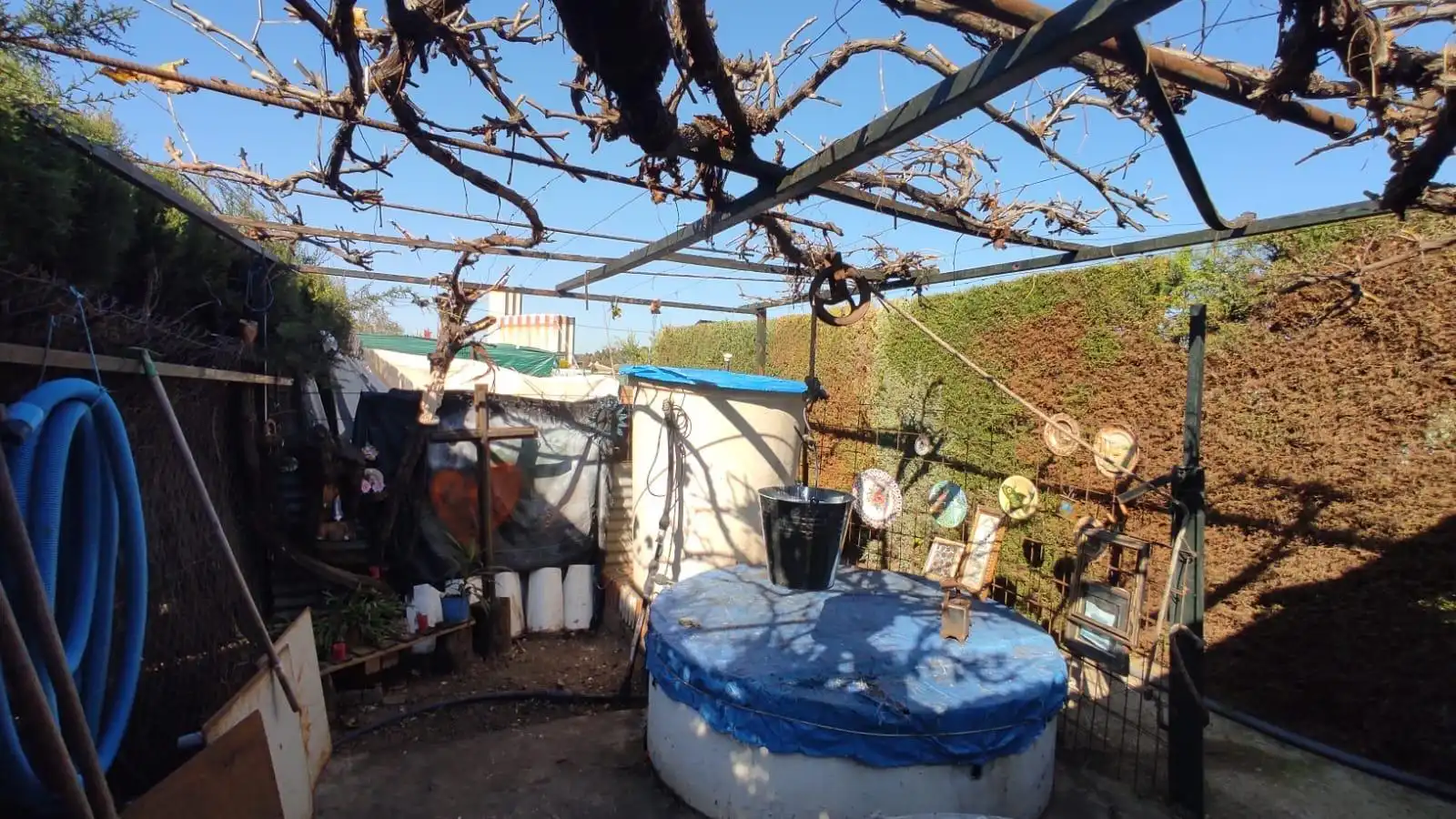 Jardí de Finca rústica en venda en El Carpio amb Traster, Piscina i Moblat