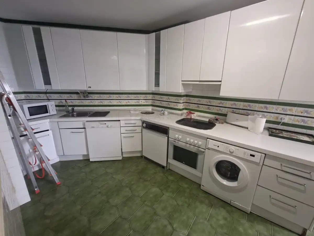 Cocina de Piso en venta en Vitoria - Gasteiz con Calefacción, Parquet y Terraza