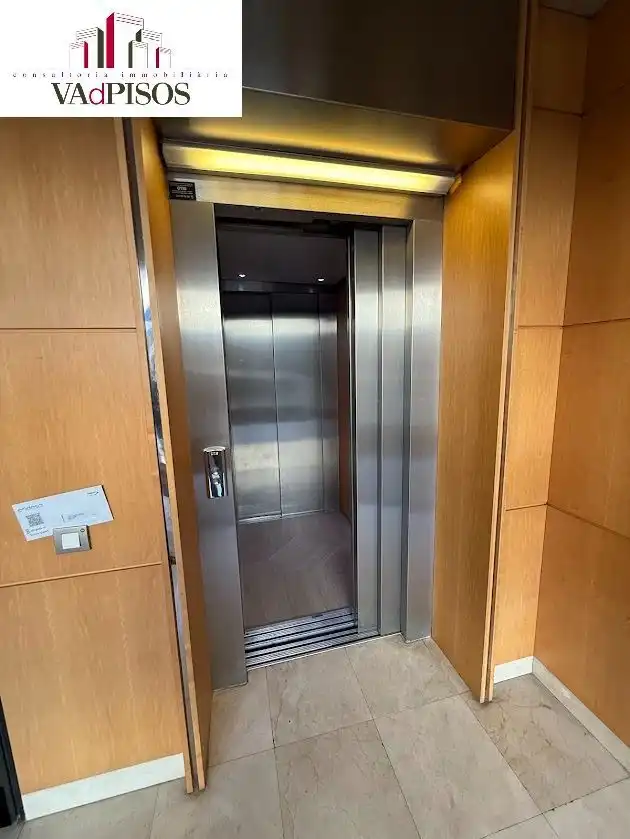 Piso en venta en Mataró con Aire acondicionado, Calefacción y Trastero