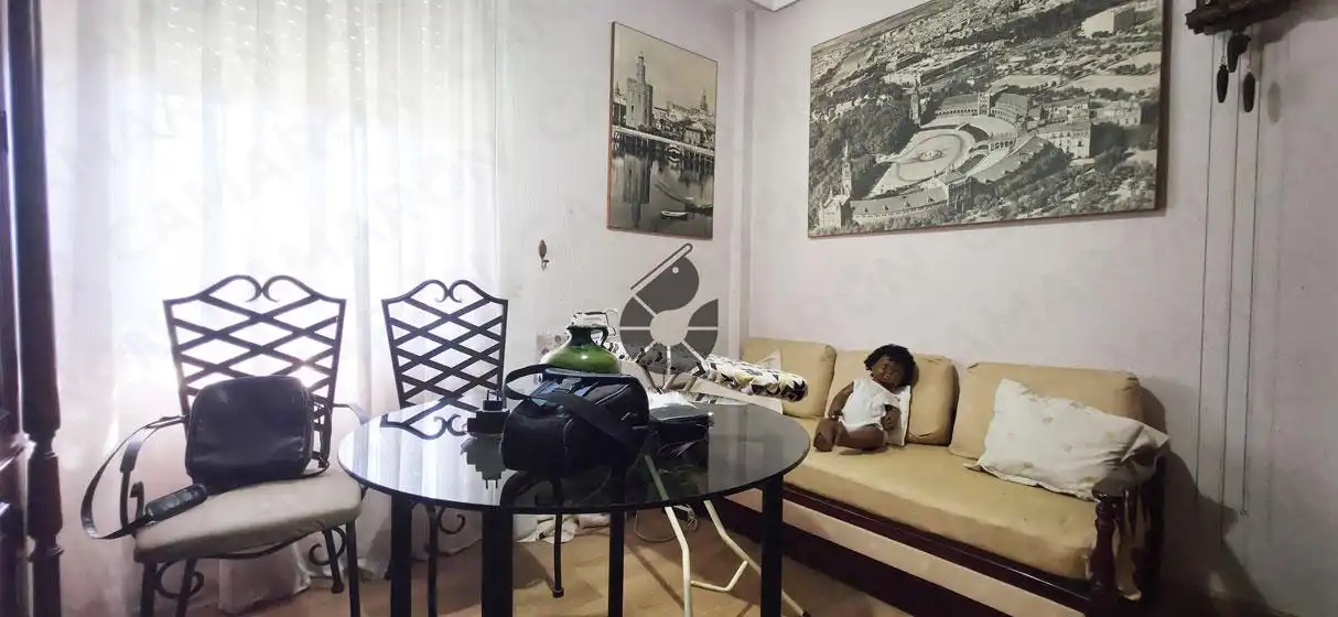 Sala de estar de Casa o chalet en venta en Palomares del Río con Aire acondicionado, Jardín privado y Piscina