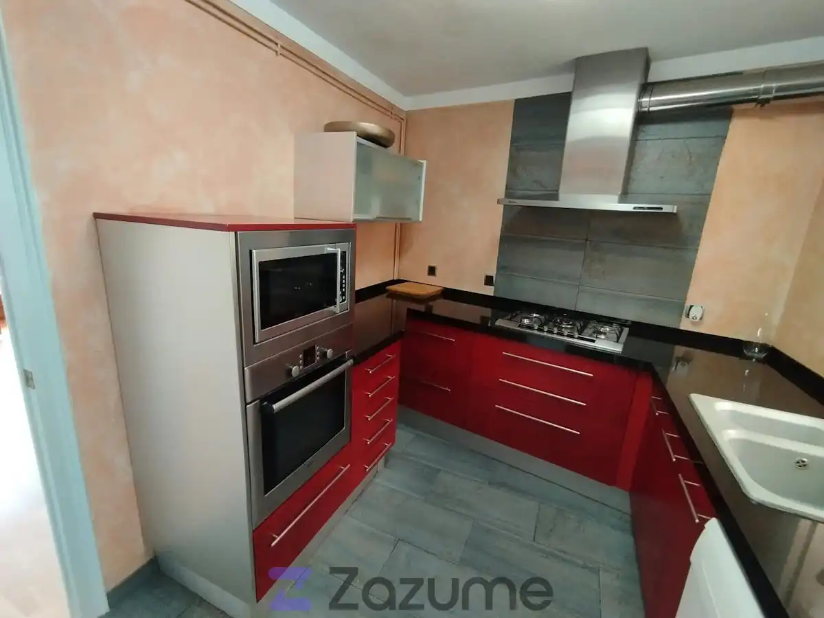 Cocina de Piso de alquiler en Terrassa con Aire acondicionado, Calefacción y Amueblado