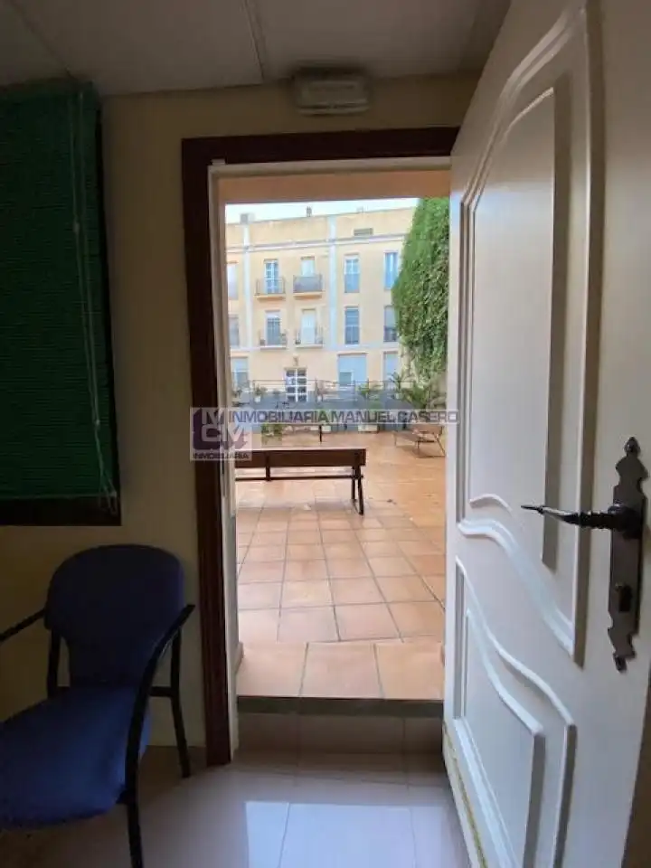 Gewerbefläche zum Verkauf in Casco Antiguo, imagen 6