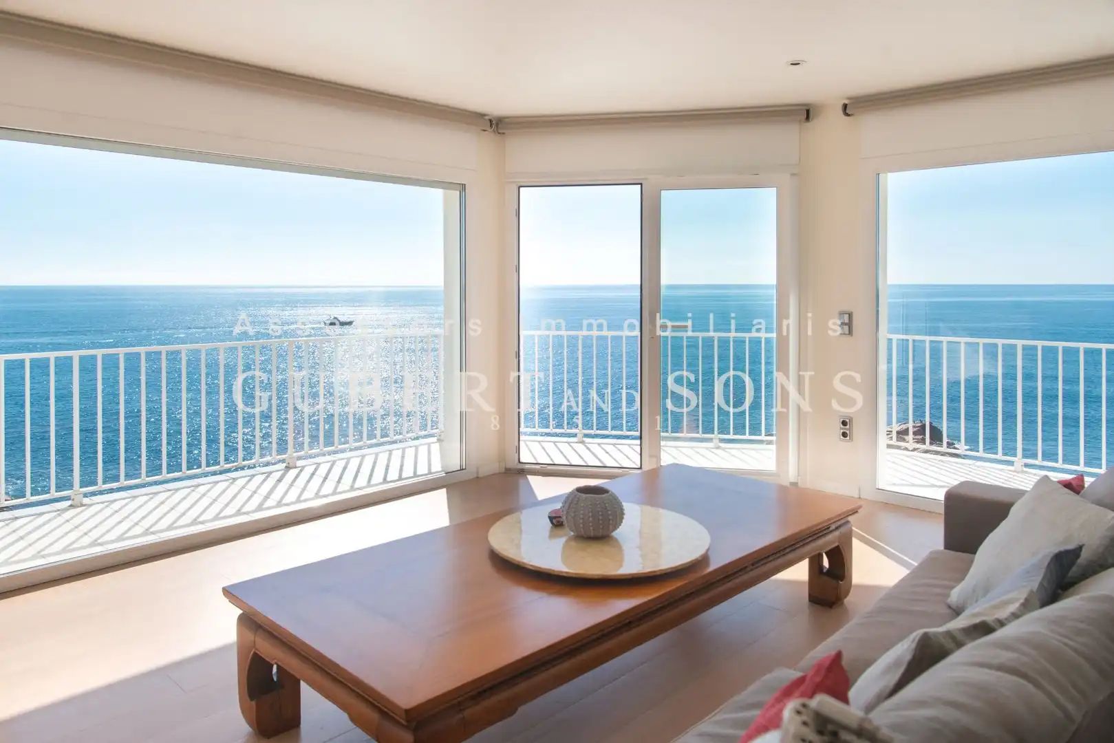 Sala de estar de Piso en venta en Palamós con Aire acondicionado, Calefacción y Terraza