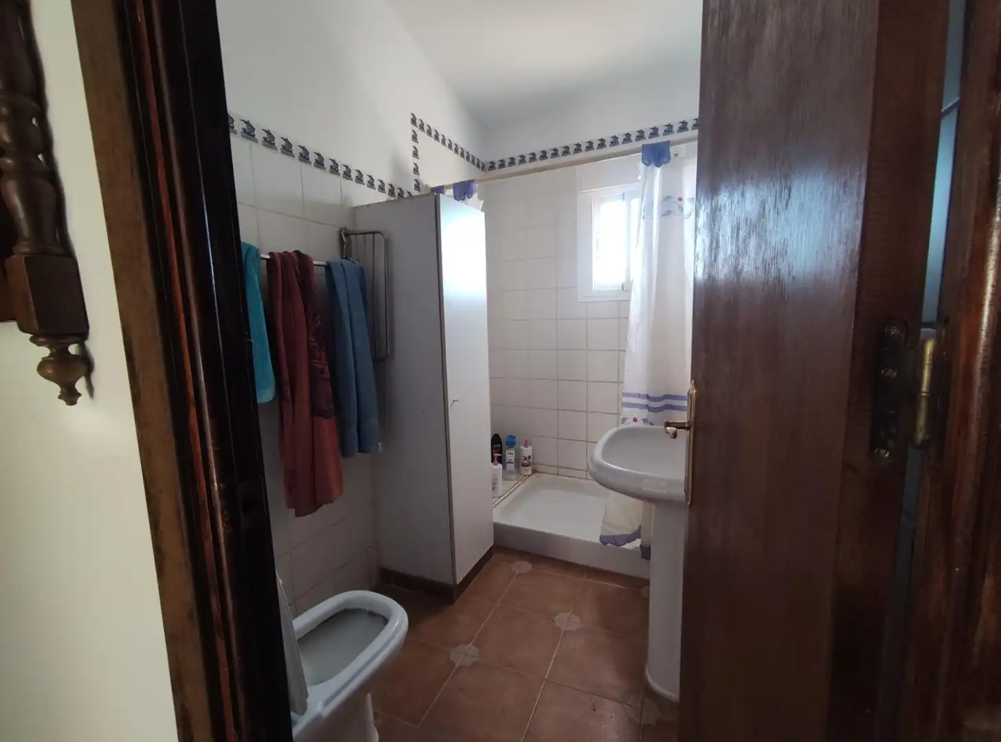 Baño de Finca rústica en venta en Cútar con Jardín privado, Terraza y Piscina