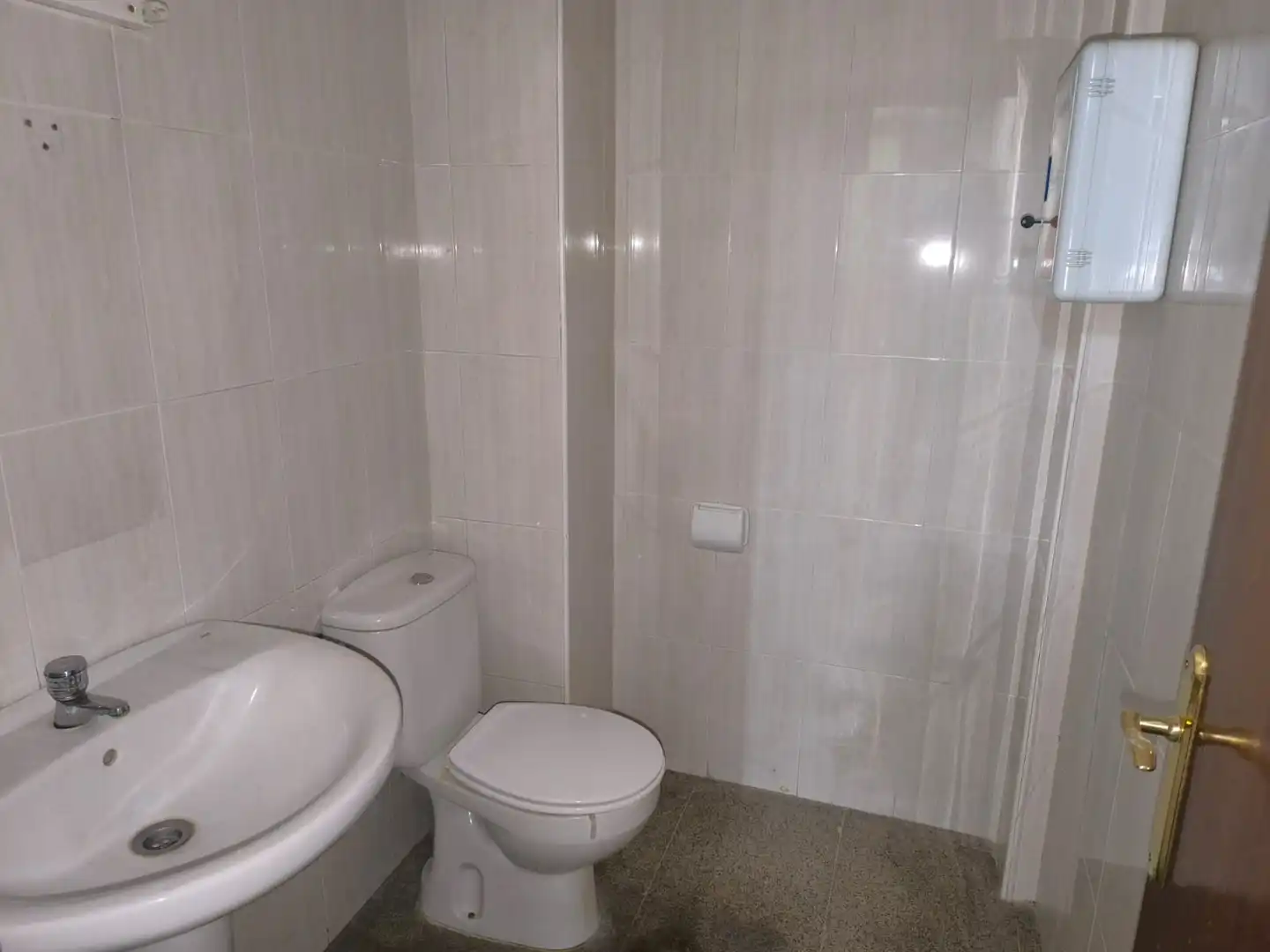 Business premises to rent in Avenida de Juan Carlos I, imagen 3