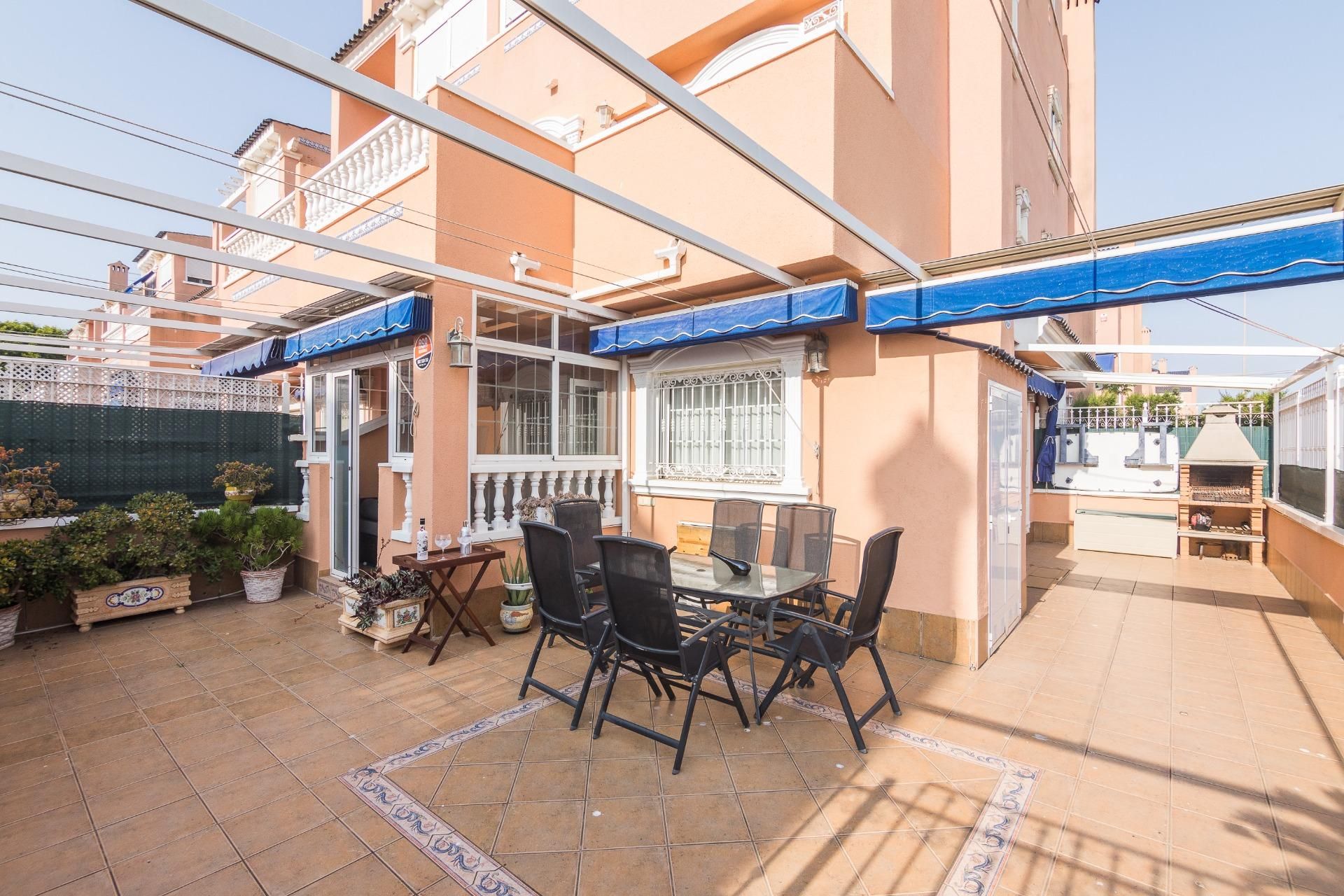 Terrassa de Casa o xalet en venda en Santa Pola amb Calefacció, Jardí privat i Terrassa
