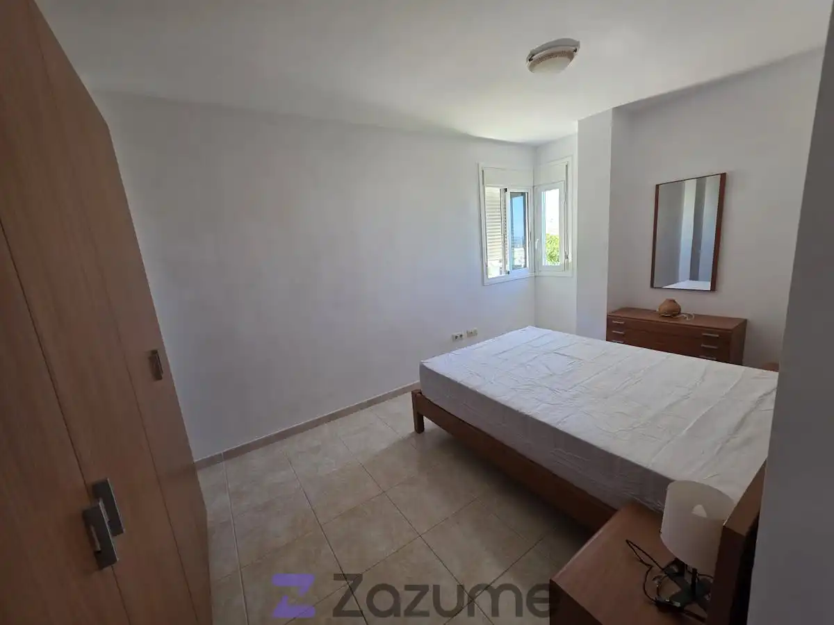 Habitación de Piso de alquiler en Santa Cruz de Tenerife con Terraza, Horno y Lavadora