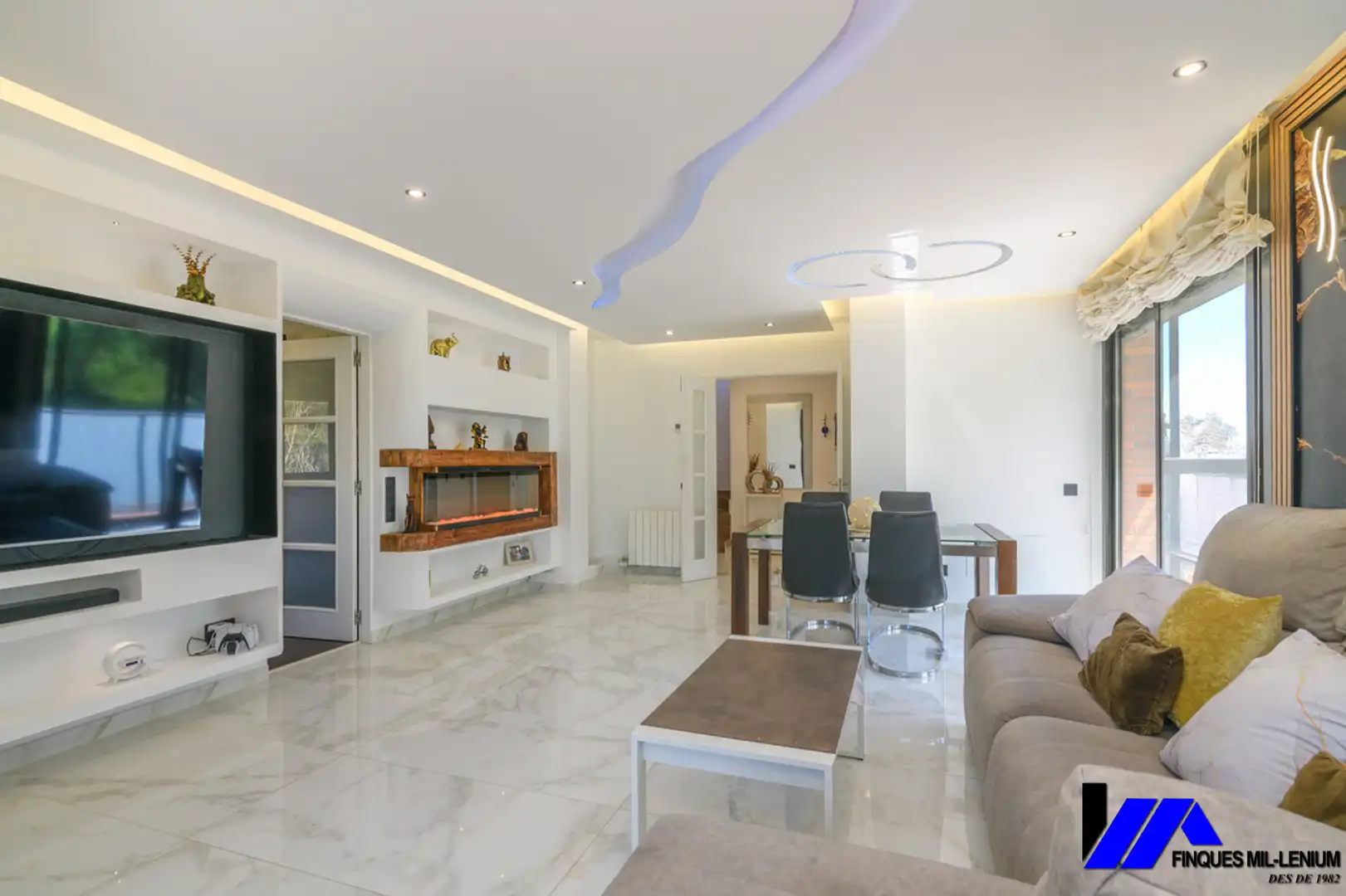 Sala de estar de Dúplex en venta en Gavà con Aire acondicionado, Calefacción y Parquet