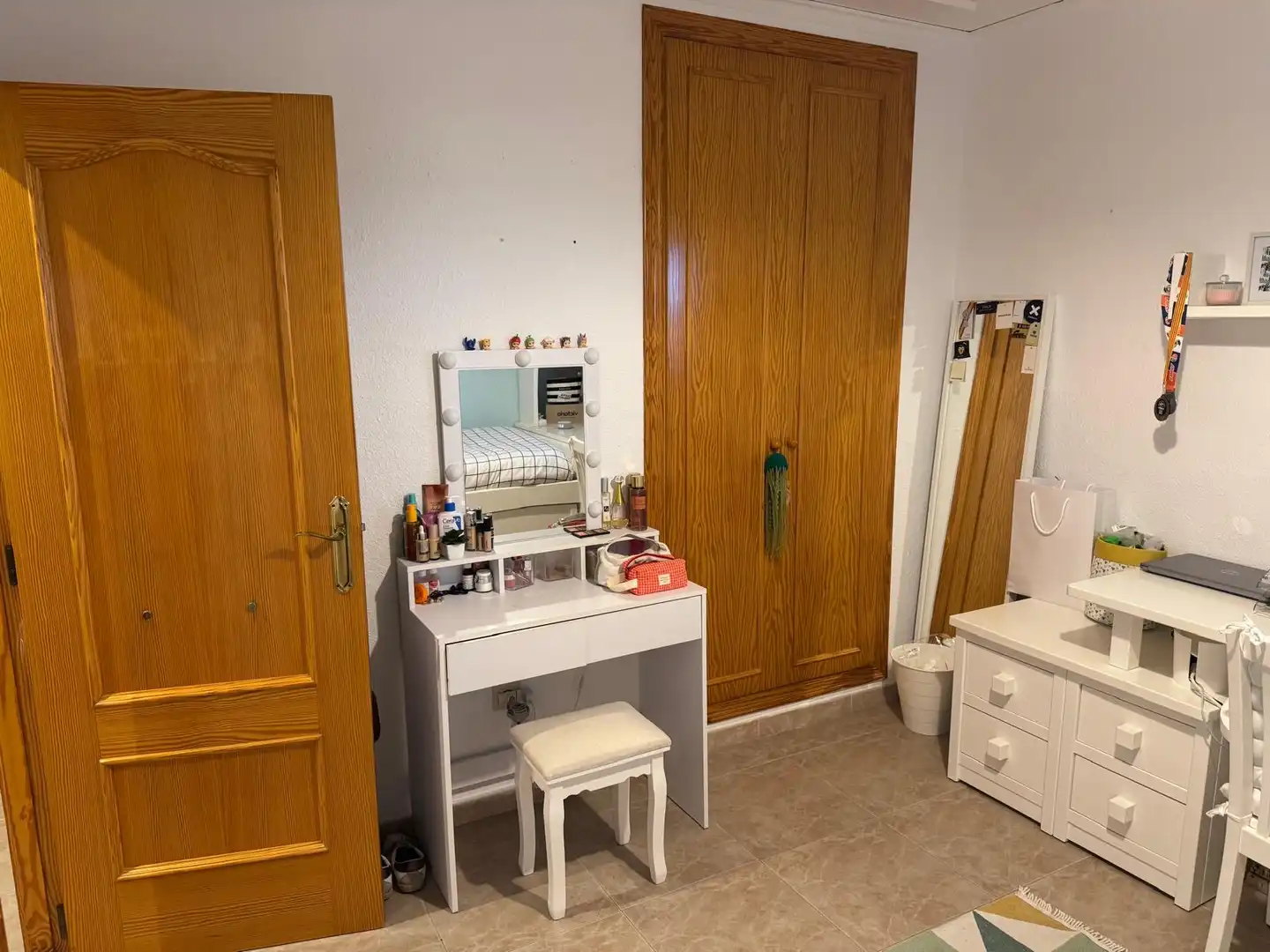 Dormitori de Casa o xalet en venda en Chiva amb Aire condicionat, Calefacció i Jardí privat