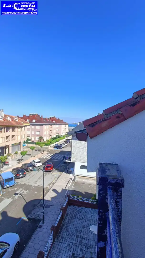 Vista exterior de Dúplex en venda en Ribamontán al Mar amb Calefacció, Moblat i Forn