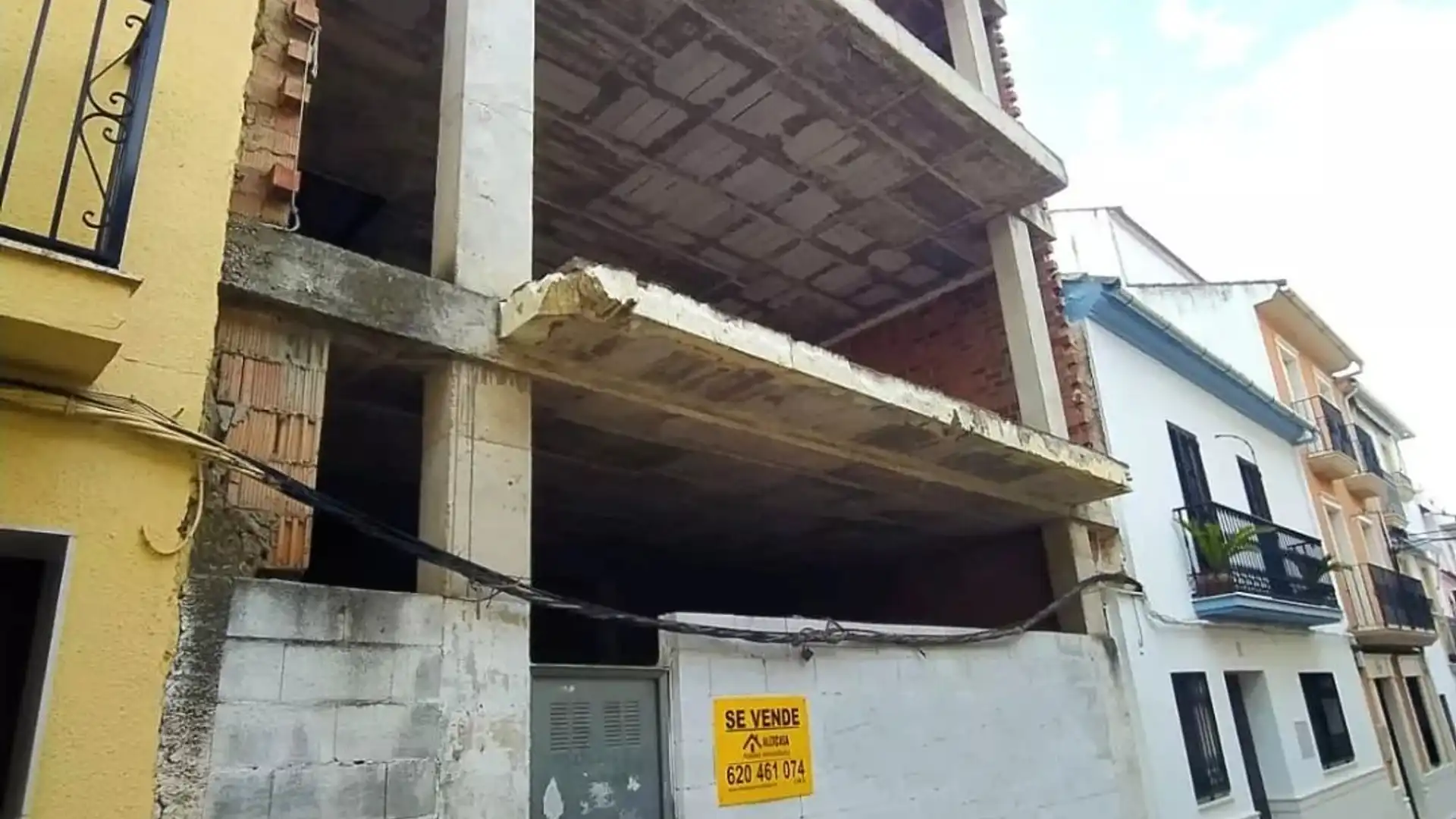 Vista exterior de Residencial en venta en Cabra