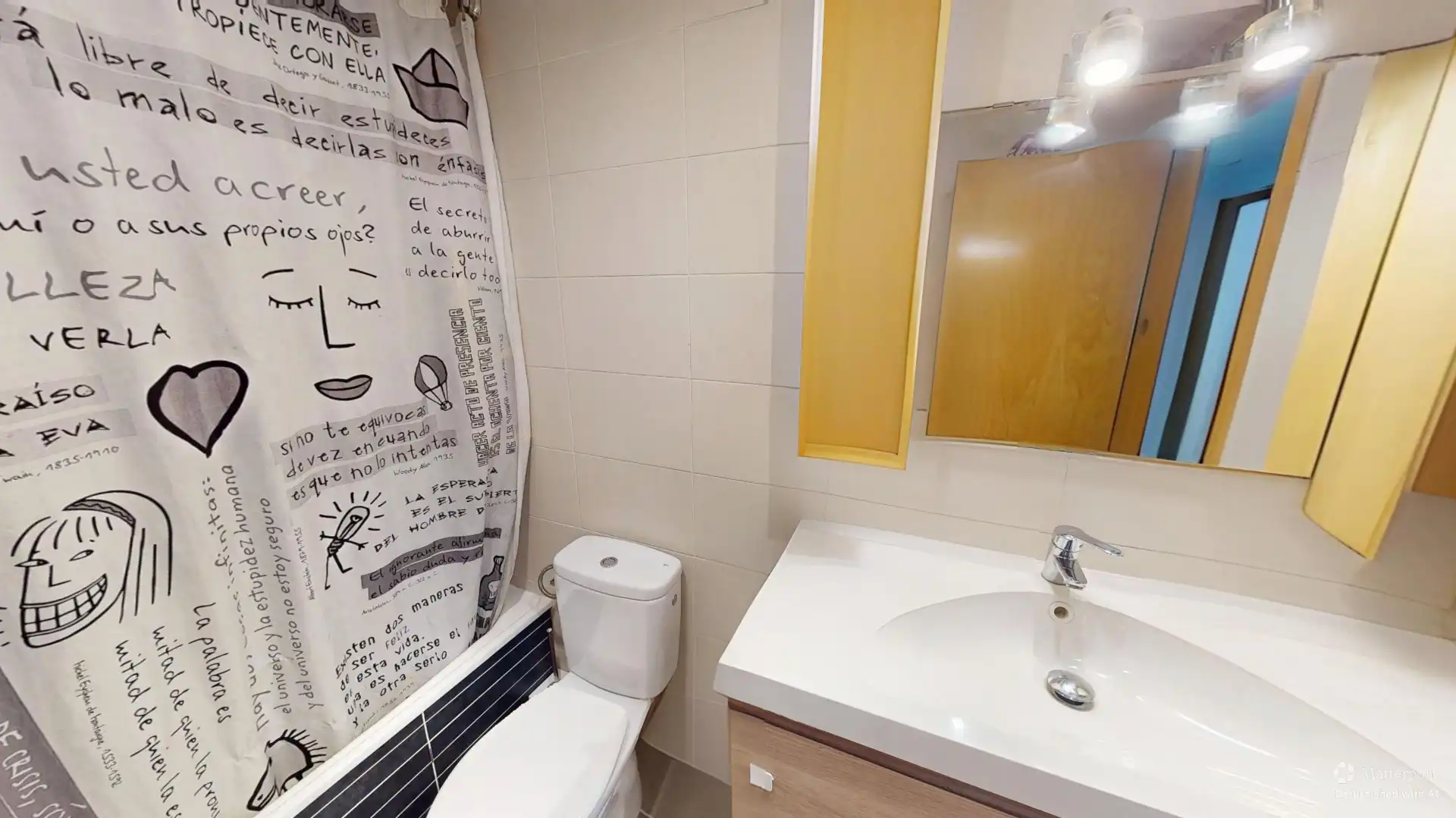 Baño de Piso en venta en Elche / Elx con Amueblado y Balcón