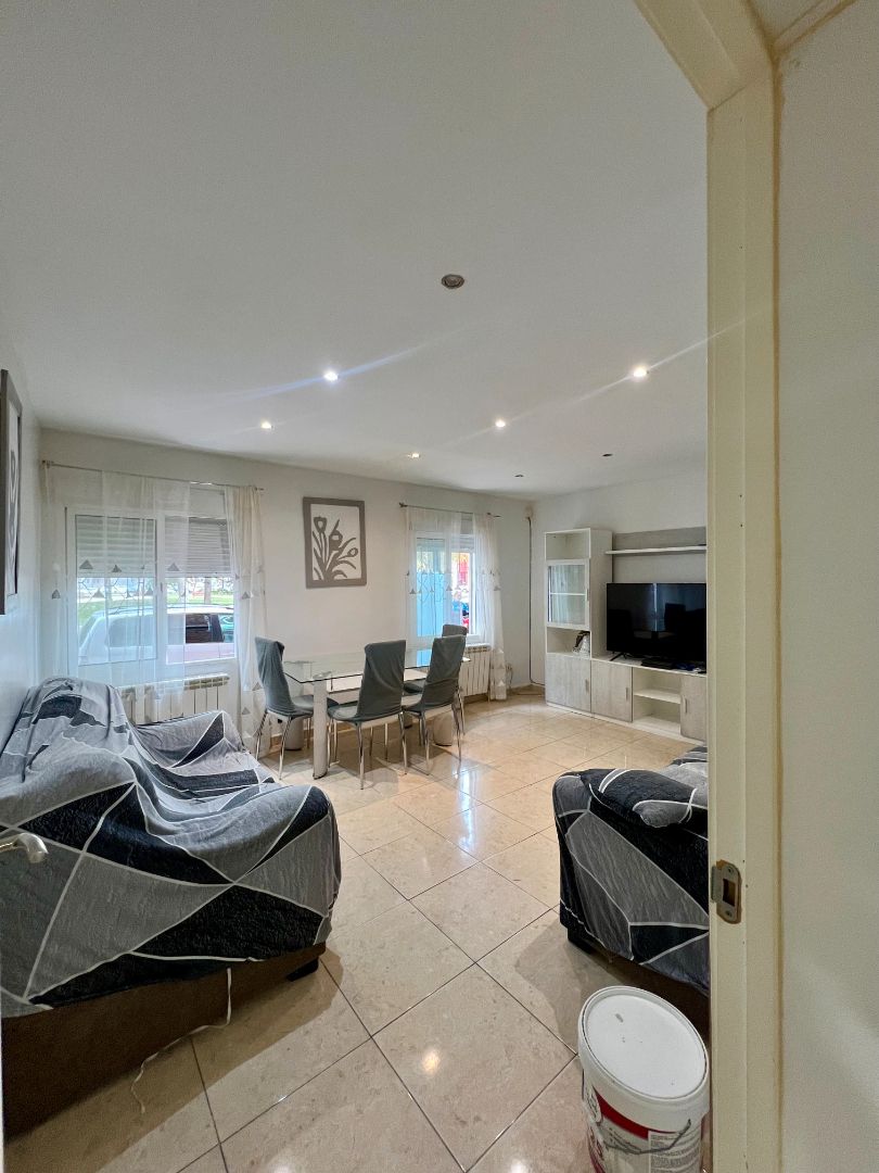 Sala d'estar de Pis en venda en Valladolid Capital amb Calefacció i Moblat