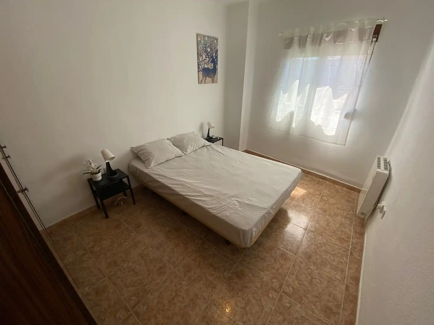 Room in Calle de Pedro Laborde, 10, Portazgo