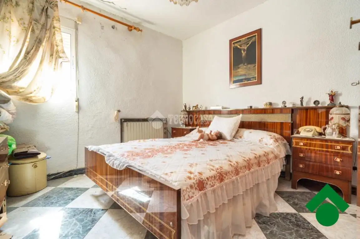 Casa aparellada en venda a Santa Adela - Parque Leyva Loro, imagen 13