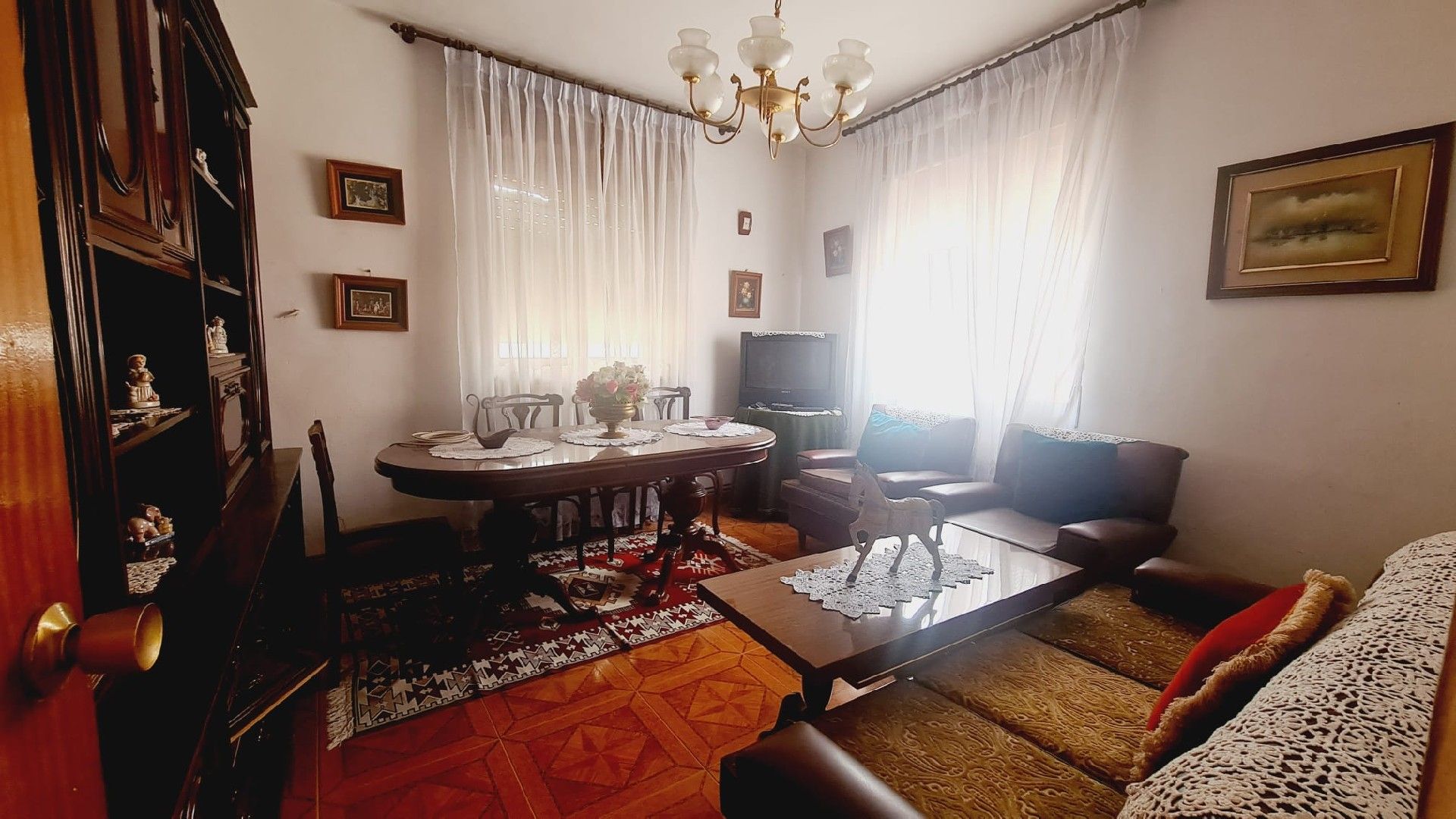 Casa o xalet en venda a AV AV. RICARDO DÍEZ HOCHLEITNER, Villaviudas