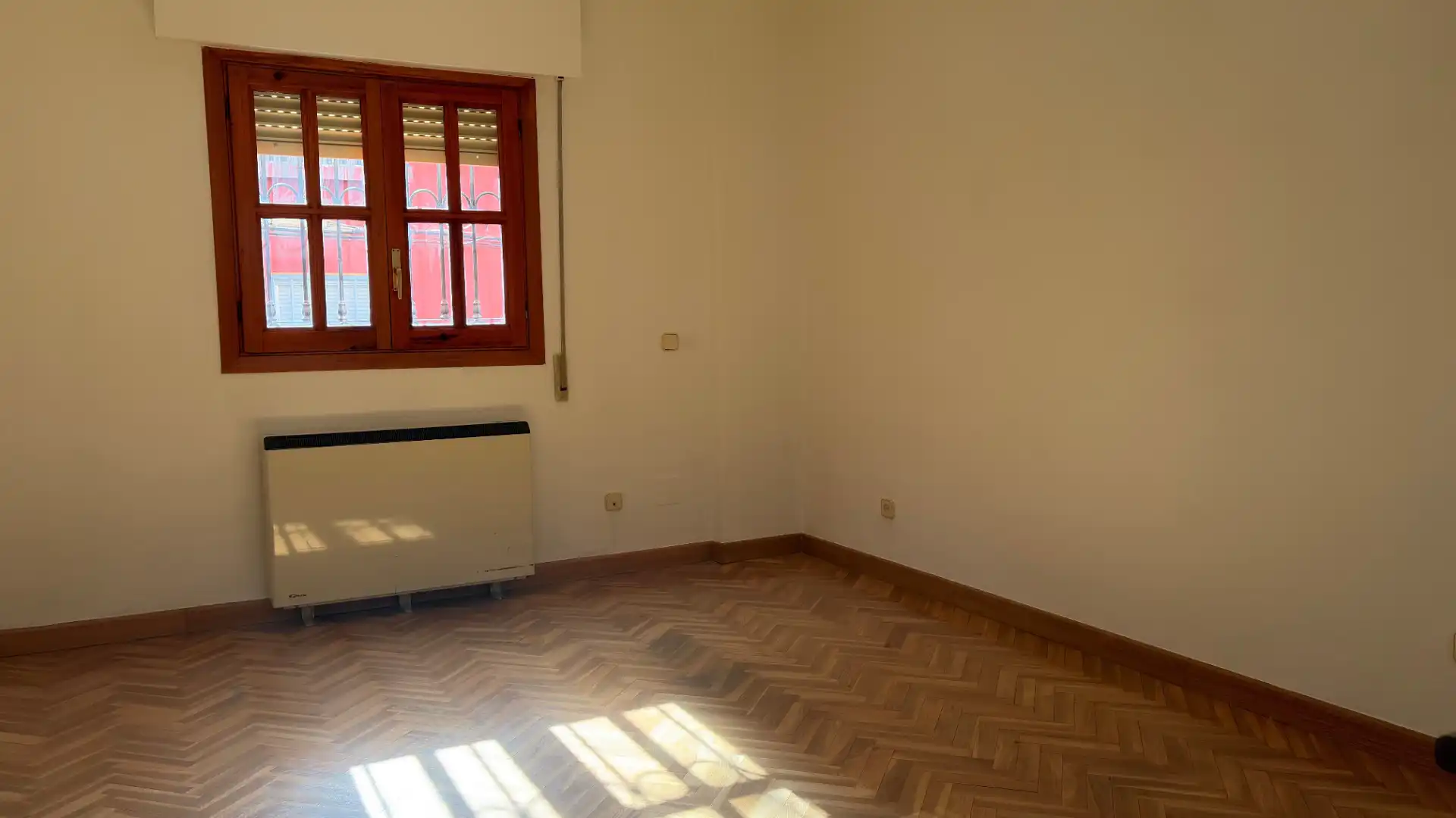 Apartament de lloguer a Calle Don Juan I, Estación - Parque O'Donnell