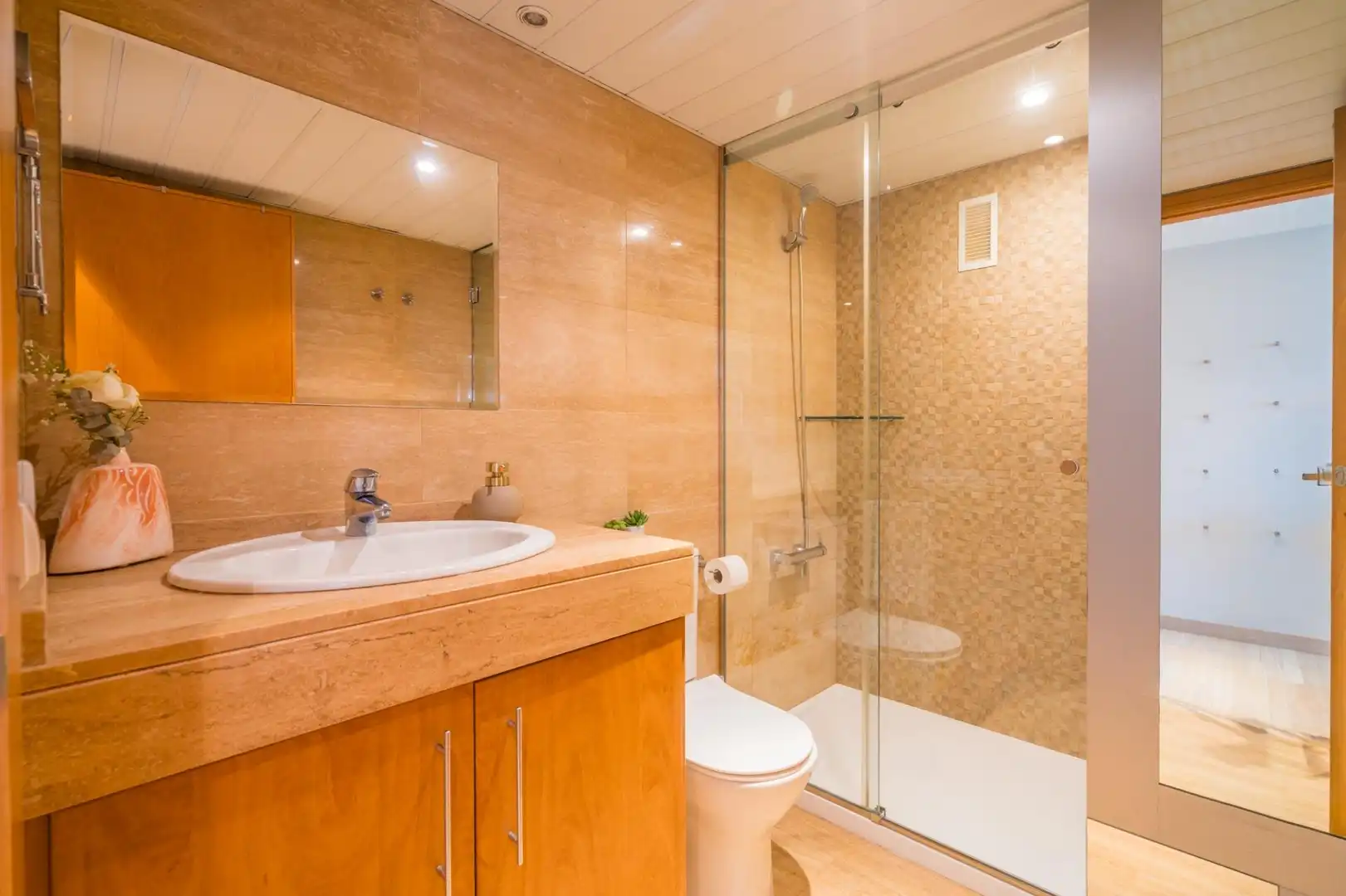 Bathroom of Study for sale in Valencia