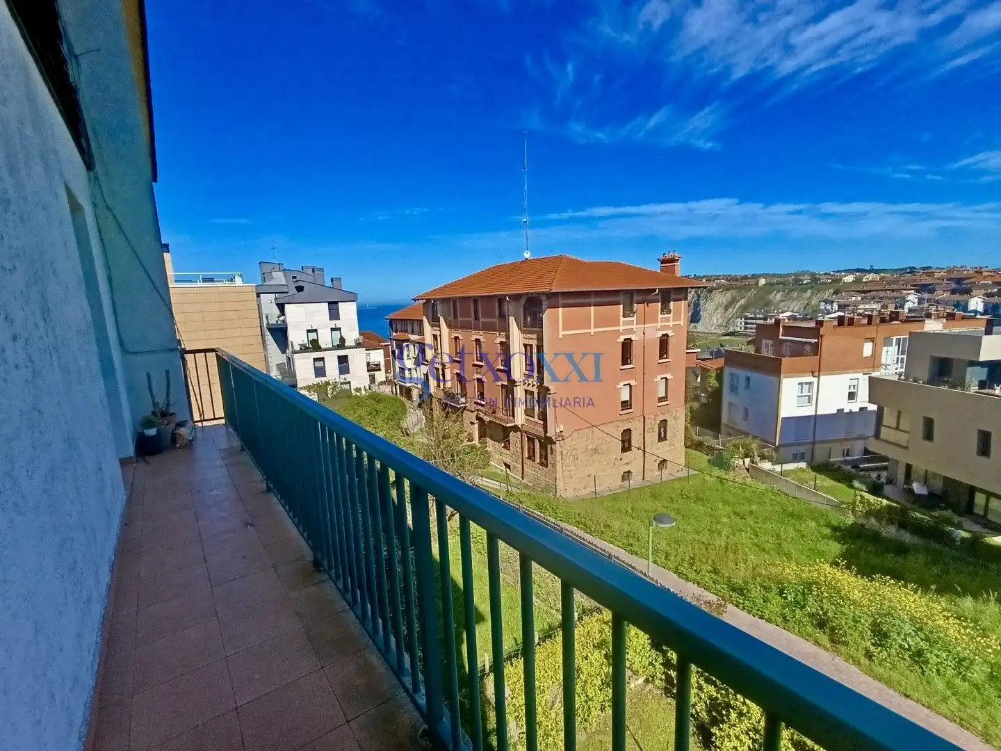 Exterior view of Flat for sale in Getxo   with Heating and Private garden