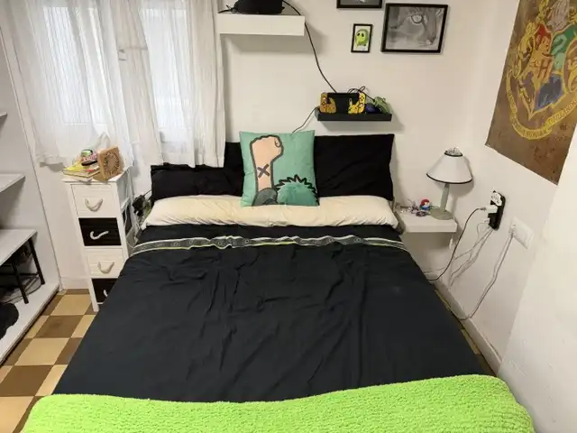 Bedroom of Attic for sale in Girona  with Heating, Oven and Microwave