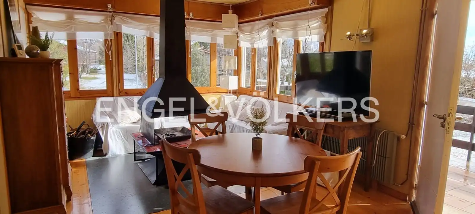 Comedor de Casa o chalet en venta en Camprodon con Calefacción, Jardín privado y Terraza