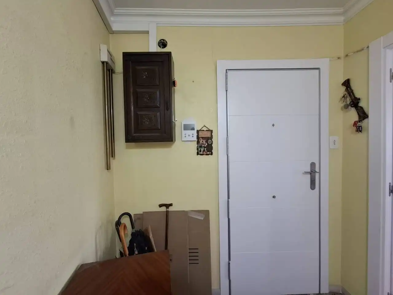 Wohnung zum Verkauf in Rubí mit Klimaanlage, Heizung und Balkon
