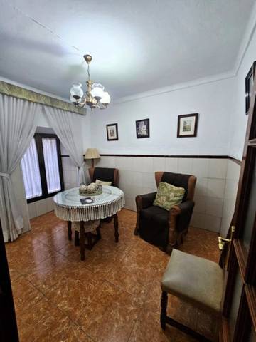 Casa-chalet en Venta en Moriles