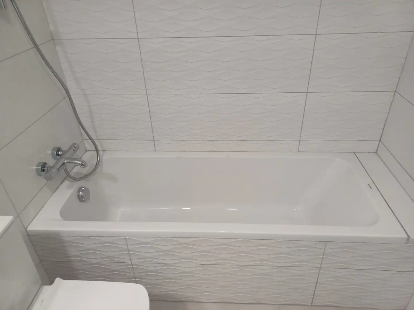 Bathroom of Flat for rent in Esplugues de Llobregat  with Air Conditioner, Heating and Parquet flooring