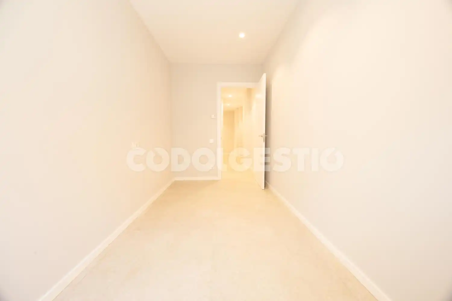 Flat for sale in Vic  with Terrace