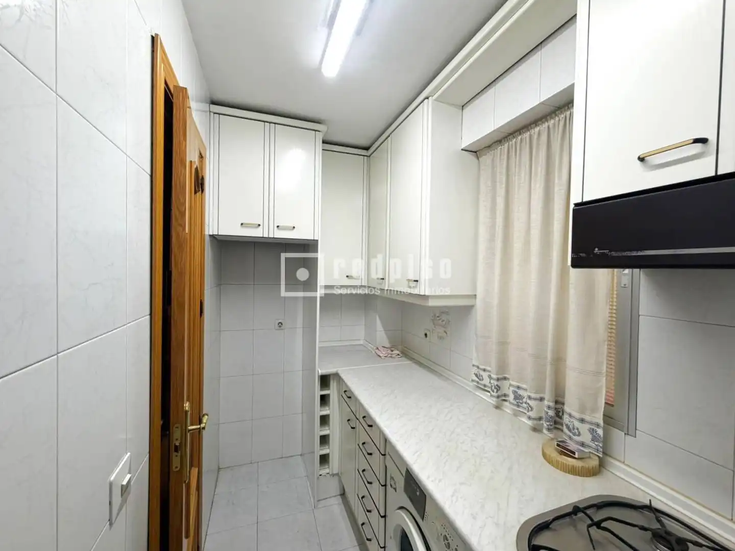 Cocina de Piso en venta en  Madrid Capital con Aire acondicionado, Calefacción y Jardín privado