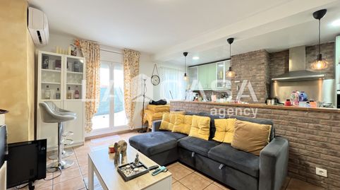 Foto 3 de Piso en venta en Lloreda, Badalona