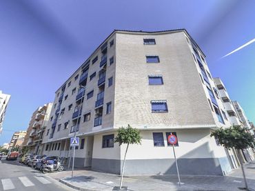 Individual en venta en Calle Valencia