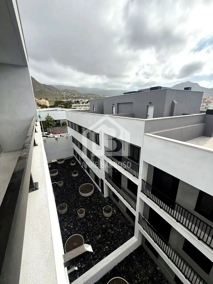 Vista exterior de Piso de alquiler en Arona